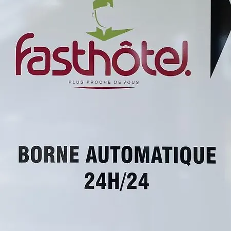 Fasthotel Roissy - 2*