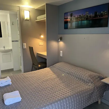 Ξενοδοχείο Fasthotel Roissy - 2*