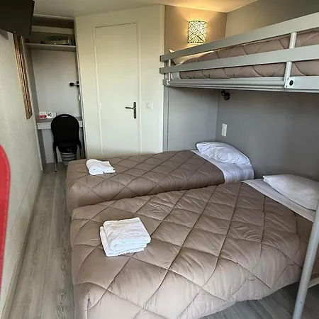 Fasthotel Roissy - Ξενοδοχείο Saint-Witz
