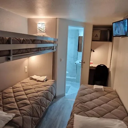 Fasthotel Roissy - Saint-Witz