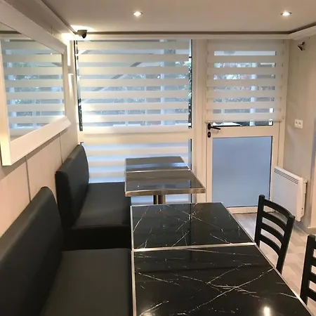 Fasthotel Roissy -